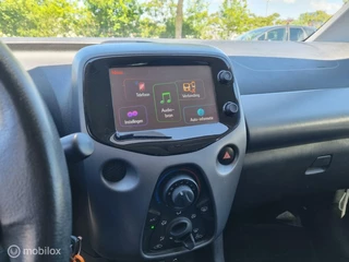 Toyota Aygo Toyota Aygo 1.0 VVT-i x-play 5 deurs airco, camera - afbeelding nr 11