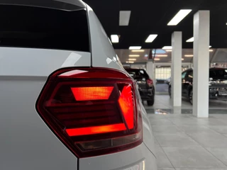 Volkswagen Polo Volkswagen Polo 1.0 TSI Highline | Clima | Carplay | 116PK | - afbeelding nr 10
