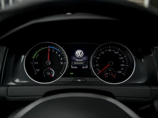 Volkswagen e-Golf Volkswagen e-Golf 136pk | Navi Discover Pro | Warmtepomp | LED koplampen | Apple Carplay & Android Auto | Stoelverwarming - afbeelding nr 9