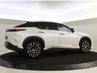 Lexus RZ Lexus RZ 450e Executive Line | Pano dak | Premium Pack - afbeelding nr 10