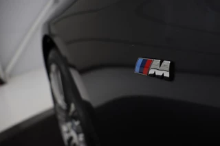 BMW 3 Serie BMW 3-serie 318i M Sport | Panoramadak | Leder |  Stoelverwarming | Camera | Sportstoelen | Navigatie | Climate control | Dodehoek detectie | Park Assist | Full LED - afbeelding nr 26