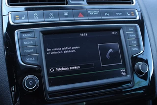 Volkswagen Polo Volkswagen Polo 1.8 TSI GTI 230pk DSG PANO NAV CAM DAB CRUISE STOELVW '15 - afbeelding nr 21