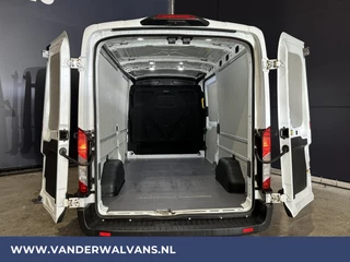 Ford Transit Ford Transit 2.0 TDCI 131pk L3H2 Euro6 Airco | Camera | Navigatie | Apple Carplay | Android Auto | Stoelverwarming Verwarmde voorruit, Cruisecontrol, Parkeersensoren, Elektrisch verstelbare bestuurdersstoel, Bijrijdersbank - afbeelding nr 3
