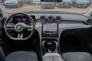 Mercedes-Benz C-Klasse Mercedes C-klasse Estate 300 e AMG Line PANO TREKHAAK NIGHT CARPLAY - afbeelding nr 5