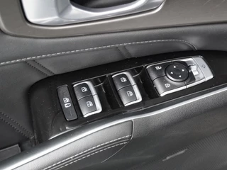Kia Sorento Kia Sorento 1.6 T-GDI Plug-in Hybrid 4WD Edition 7-persoons - Navigatie - Lederen bekleding - Stoelverwarming - Trekhaak - Fabrieksgarantie tot 10-2028 - afbeelding nr 27