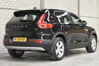 Volvo XC40 Volvo XC40 T3 163pk Aut. Momentum | Climate Pro | Park Assist | Navigation - afbeelding nr 2