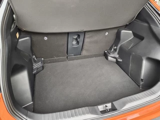 Toyota Yaris Cross Toyota Yaris Cross 1.5 Hybrid Explore | Navi | Sensoren v/a | Stoelverwarming - afbeelding nr 32