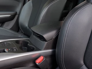 Renault Kadjar Renault Kadjar 1.2 TCe 131pk Intens Pack-Tech | Navi | Clima | Cruise | Keyless Entry | Pdc V+A+Assist+Camera | Dodehoek+Rijstrook+Licht+Regensensor | Mistlampen | Privacy Glass | 17''lm - afbeelding nr 29