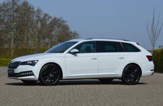 Škoda Superb Skoda Superb Combi 1.4 TSI 218 pk  iV Laurin & Klement PHEV trekhaak - afbeelding nr 72