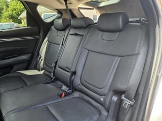 Hyundai Tucson Hybrid Hyundai Tucson 1.6 T-GDI HEV Premium | Full Hybrid 230 PK | Leder / 19