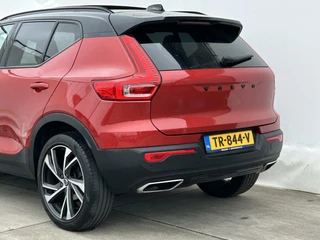 Volvo XC40 Volvo XC40 1.5 T3 157pk R-Design PANO DAK I HARMAN & KARDON I DEALER O.H. 20