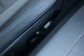 BMW i8 BMW i8 1.5 Hybrid 362PK|NL-auto|Head-up|Harman Kardon|Leder - afbeelding nr 28