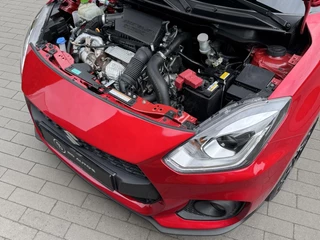Suzuki Swift Suzuki Swift 1.4 Sport 1e Eigenaar Carplay Camera PDC LED - afbeelding nr 43