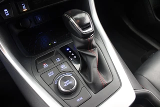 Toyota RAV4 Toyota RAV4 2.5 Plug-in Hybrid AWD Business Plus |Stoelverwarming|Camera|Navi| - afbeelding nr 23