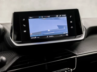 Peugeot 208 Peugeot 208 1.2 PureTech Sport (APPLE CARPLAY, GROOT NAVI, 360 CAMERA, LM VELGEN, SPORTSTOELEN, PARKEERSENSOREN, LED KOPLAMPEN, LANE ASSIST, NIEUWSTAAT) - afbeelding nr 26
