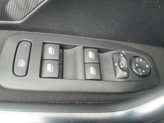 Peugeot 2008 Peugeot 2008 1.2 PureTech Blue Lease Executive - Trekhaak - Cruise Control - Airco - Navigatie - afbeelding nr 18