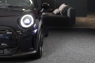 MINI Cooper Mini Mini 1.5 Cooper Camden Plus Edition / AUT / 5 Deurs / Navi / HK / Ecc / Head Up / Digital Cockpit / Open Panorama / Led / Pdc - afbeelding nr 46