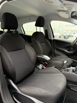 Peugeot 208 Peugeot 208 1.2 PureTech Allure - afbeelding nr 15