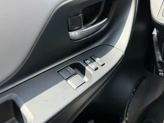 Toyota Yaris Toyota Yaris 1.5 Hybrid Lease Navi Keyless Led - afbeelding nr 24