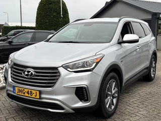 Hyundai Santa Fe 3.3 V6 2017 Benzine 7-Persoons Automaat Voyager Routan