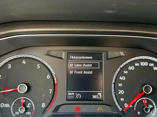 Volkswagen T-Roc Volkswagen T-Roc 1.0 TSI Style Trekhaak 18'' LM velgen PDC V+A - afbeelding nr 12