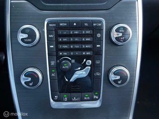 Volvo V70 Volvo V70 2.4 D5 215 Schuifdak Leer Xenon Clima Elec stoel Pdc V+A - afbeelding nr 20