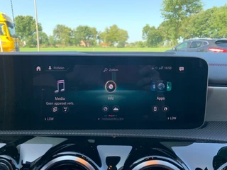 Mercedes-Benz CLA Mercedes-Benz CLA Shooting Brake 180 Premium cruise/airco/lane assist - afbeelding nr 25