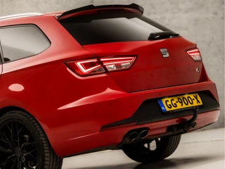 SEAT Leon SEAT Leon ST 1.4 TSI ACT FR Sport 150Pk Automaat (PANORAMADAK, NAVIGATIE, CLIMATE, LEDER/ALCANTARA, TREKHAAK, STOELVERWARMING, SPORTSTOELEN, LED KOPLAMPEN, GETINT GLAS, ADAPTIVE CRUISE, NIEUWE APK, NIEUWSTAAT) - afbeelding nr 14