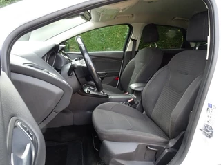 Ford Focus Ford Focus 1.0 Titanium Edition met Navi en WinterPack - afbeelding nr 7