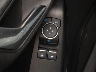Ford Fiesta Ford Fiesta 1.1 Sport (APPLE CARPLAY,NAVI,LED,CRUISE,PDC,LANE ASSIST,SPORTSTOELEN,NETTE STAAT) - afbeelding nr 19