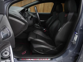 Ford Focus Ford Focus ST MK3 2.0T 289PK / Recaro / Milltek / Airtac / LED - afbeelding nr 15