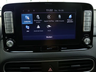 Hyundai Kona Hyundai Kona EV Premium 64 kWh | Trekhaak | Achteruitrijcamera | Dodehoek det - afbeelding nr 35