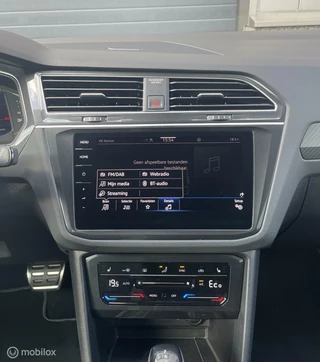 Volkswagen Tiguan Volkswagen Tiguan 1.4 TSI eHybrid 245PK 3xR-Line/HU - afbeelding nr 61
