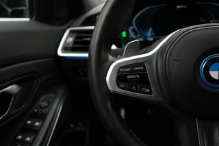 BMW 3 Serie BMW 3-serie Touring 320e High Executive automaat | Laser LED koplampen | M Sport | Panorama dak | lederen bekleding | elektrisch wegklapbare trekhaak - afbeelding nr 26