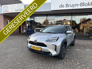 Toyota Yaris Cross 1.5 Hybrid 130pk Dynamic Comfort dodehoekdetectie / stoelverwarming / stuurwielverwarming / parkeersensoren voor + achter / Navigatie / Apple Carplay / Android Auto / parkeercamera / 10 jaar garantie / rijklaarprijs