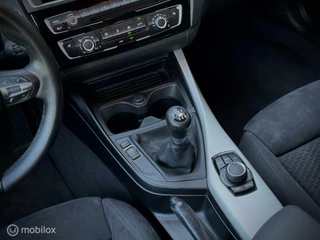 BMW 1 Serie BMW 1-serie 116i M Stoelverwarming 5drs zwart 12-2016 - afbeelding nr 22