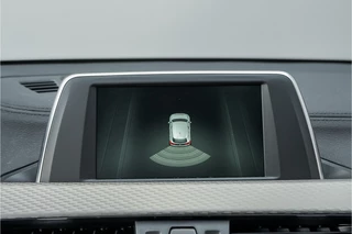 BMW X2 BMW X2 sDrive20i M-Sport High Ex Shadow Navi Trekhaak 19