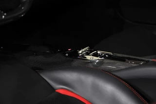 Ferrari 296 Ferrari 296 GTB 3.0 V6 | Passenger Display| Carbon Ex & Int|HUD| - afbeelding nr 33