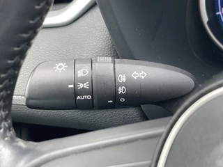 Toyota RAV4 Toyota RAV4 2.5 Hybrid Team D | CarPlay | Camera | ACC | LED | DAB+ | 18 inch - afbeelding nr 15