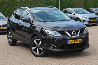 Nissan QASHQAI Nissan QASHQAI 1.2 N-Connecta / Trekhaak / Panoramadak / 360Camera / 18'' / Keyless / Navigatie / Getint glas / DAB / Cruise Control - afbeelding nr 33