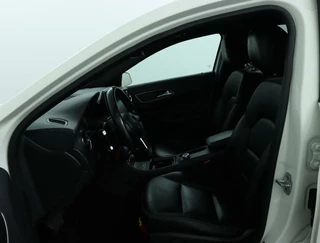 Mercedes-Benz GLA Mercedes GLA-klasse 200 Airco Cruise Stoelverw. Trekhaak Aut - afbeelding nr 18