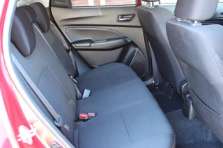 Suzuki Swift Suzuki Swift 1.0 Stijl Smart Hybrid + Trekhaak - afbeelding nr 12