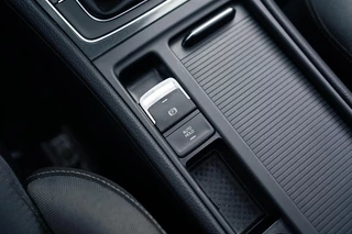 Volkswagen Golf Volkswagen Golf 1.0 TSI Panorama LED Digi NAP - afbeelding nr 34