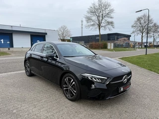 Mercedes-Benz A-Klasse 180 Luxury Line Navi