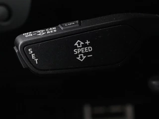 Audi A4 Audi A4 45 TFSI quattro Sport S line Black Edition |  Leder | Trekhaak | 360 camera | Virtual Cockpit | Matrix LED | Navigatie | Sportstoelen | Park Assist | Climate control - afbeelding nr 15