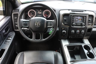 Dodge Ram 1500 Dodge Ram 1500 5.7 V8 4x4 Quad Cab Sport | Leder | Camera |  Trekhaak | 20'' | Airco | Cruise control | LPG 122 liter | LED verstraler | Bluetooth | Side-Bars - afbeelding nr 3