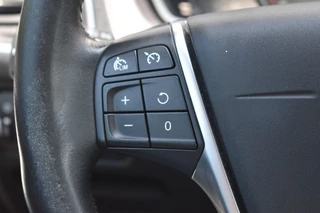 Volvo V40 Volvo V40 2.0 D2 NORDIC+ / P.CAM. / STOEL+VOORRUIT VERW. / STANDKACHEL - afbeelding nr 22