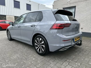 Volkswagen Golf Volkswagen Golf 2.0 TDI DSG Active PANO KEYLESS LED - afbeelding nr 2