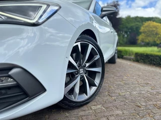 SEAT Leon Seat Leon 1.4 TSI eHybrid PHEV FR | Pano | Memory | Camera | Dealer Onderhouden | - afbeelding nr 2