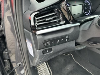 Kia Niro TREKHAAK / LEDER / STOELVERW / STUURVERW / FULL LED / CAMERA / PDC / BLUETOOTH / ACC / NL-AUTO - afbeelding nr 7